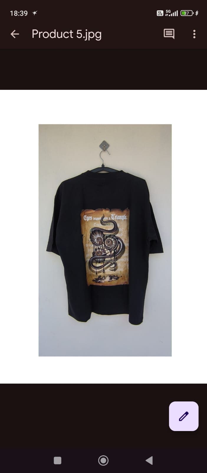 Eye Trapped Triangle